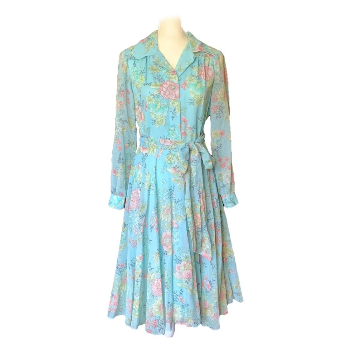 1960s Blue Floral Shirt Dress by Miss Elliette with a Blue Base & Pink Flowers. Midi Length Fit & Flare.