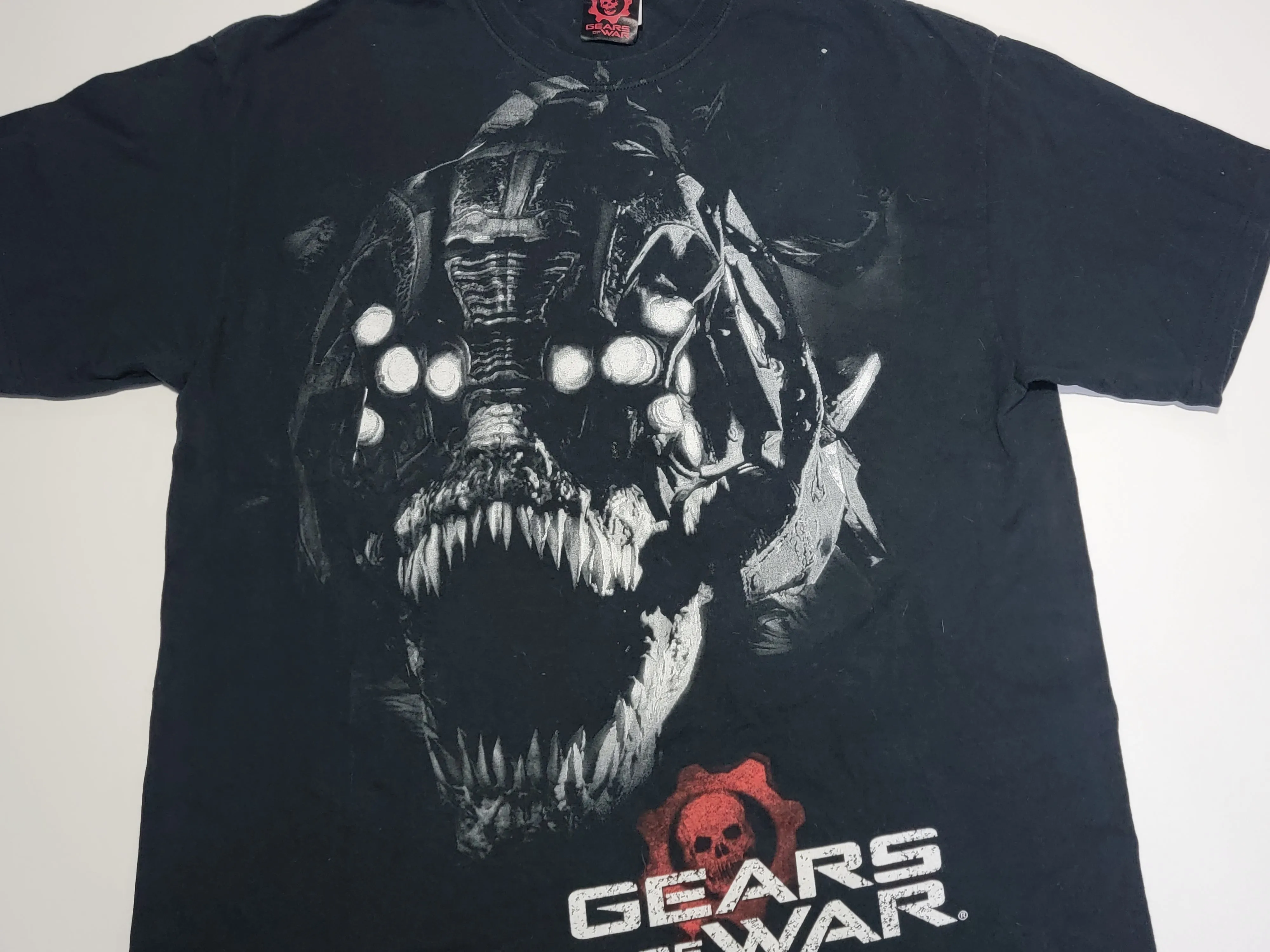 Gears of War XBOX 2006 Video Game Release Promo T-Shirt